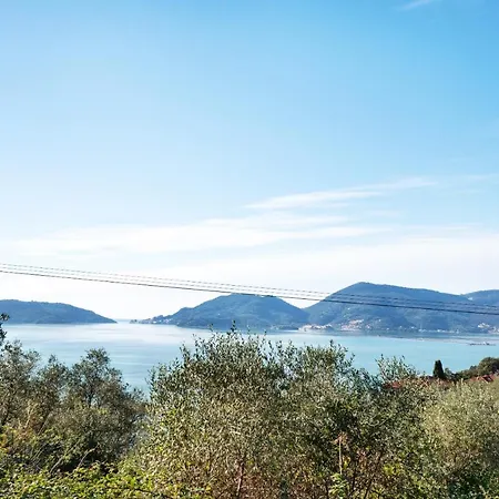 Casa Conte Picedi Luna דירה *